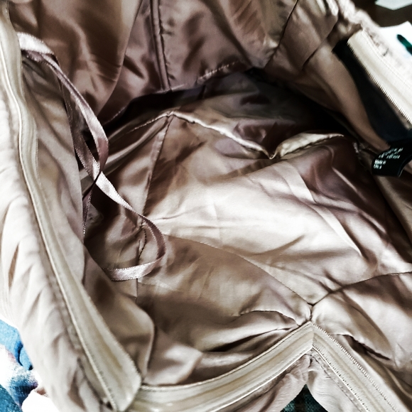 ➡️ SOLD Beautiful Strapless Ruched Dress - Picture 8 of 8